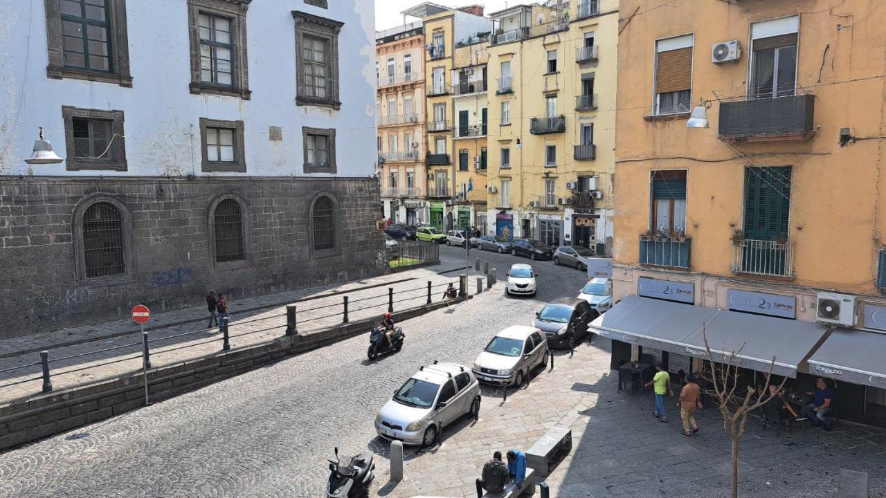 Appartamento In Piazza Napoli Bagian luar foto